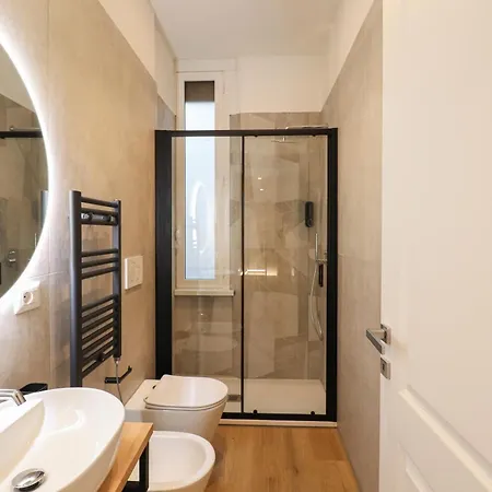 St Peter & Vatican Luxury - Boutique In Centre & Vatican - Ac, Wifi & Metro 5 Min * Roma