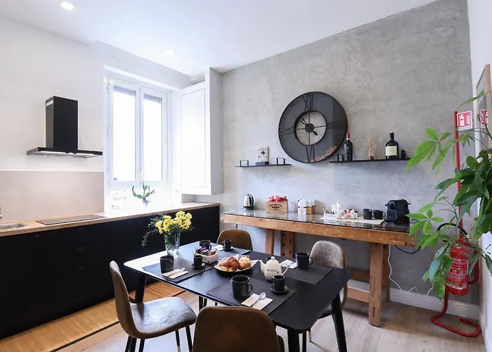 St Peter & Vatican Luxury - Boutique In Centre & Vatican - Ac, Wifi & Metro 5 Min بيت ضيافة 4*