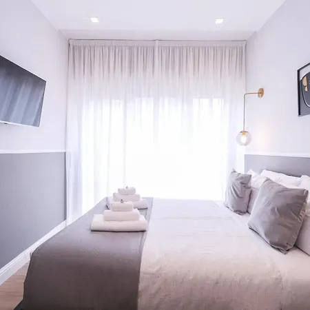 Pensionat St Peter & Vatican Luxury - Boutique In Centre & Vatican - Ac, Wifi & Metro 5 Min Rom