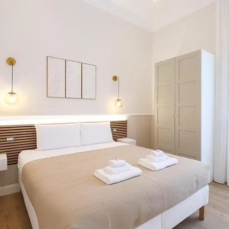 Maison d'hôtes St Peter & Vatican Luxury - Boutique In Centre & Vatican - Ac, Wifi & Metro 5 Min *