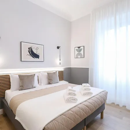 Maison d'hôtes St Peter & Vatican Luxury - Boutique In Centre & Vatican - Ac, Wifi & Metro 5 Min *